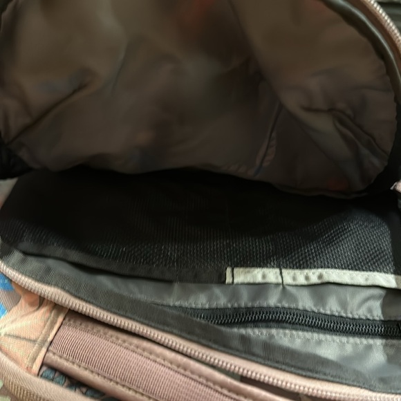 THE NORTH FACE WOMEN'S JESTER BACKPACK 22 Liters - Picture 14 of 15